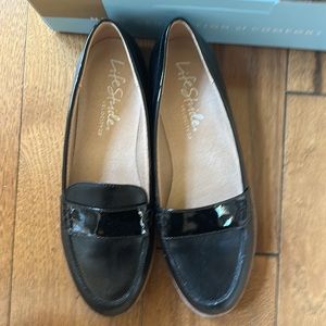 LIFESTRIDE Zee Slip-on Loafers Sz. 7 black